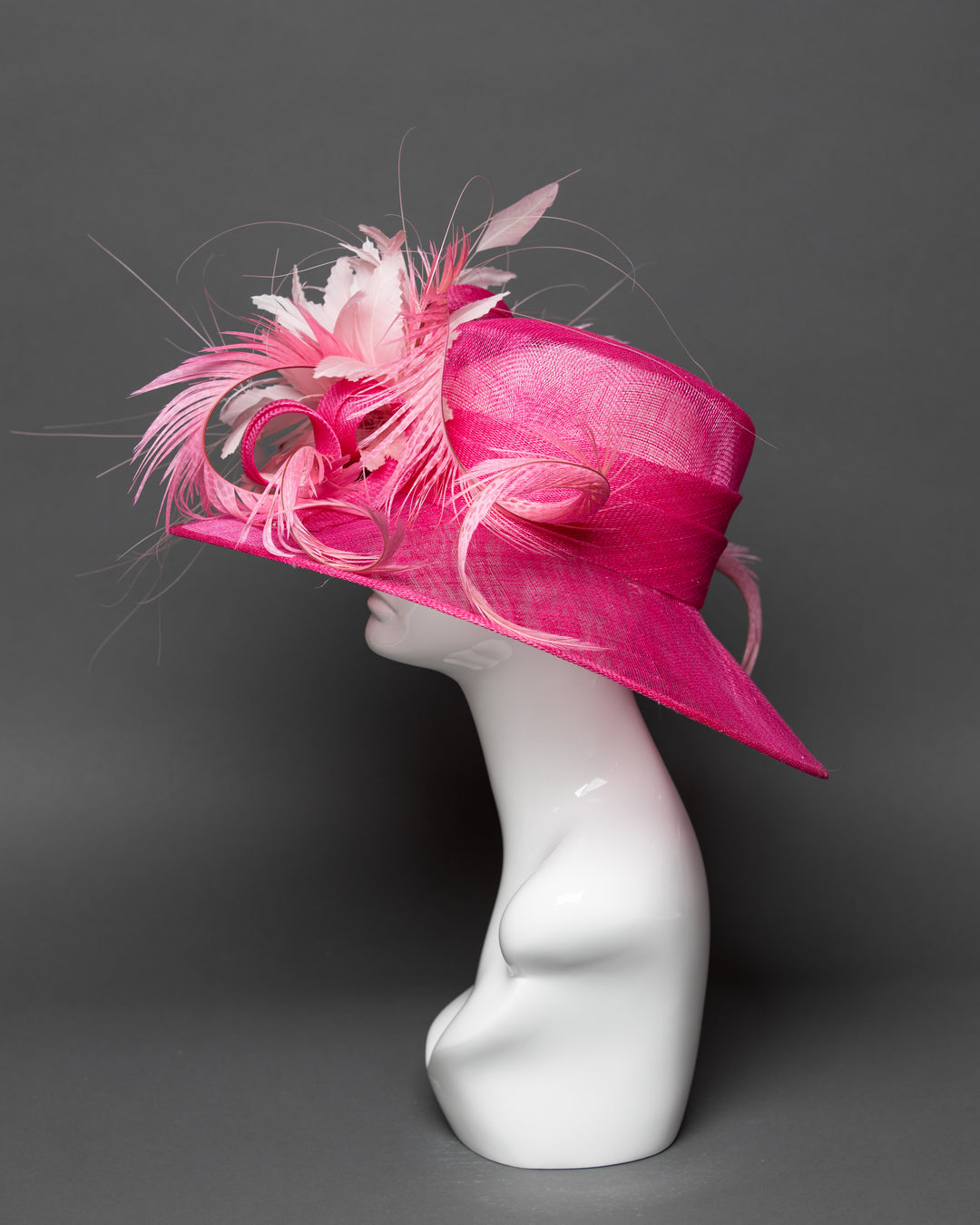 THG3524 - The Hat Girls