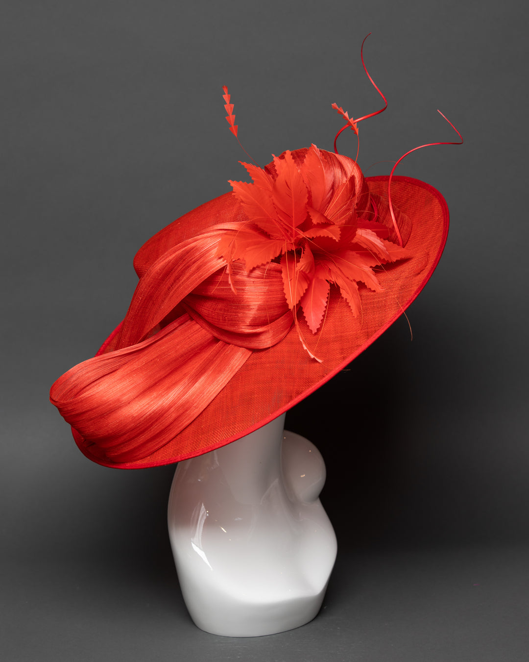 THG3531 - The Hat Girls