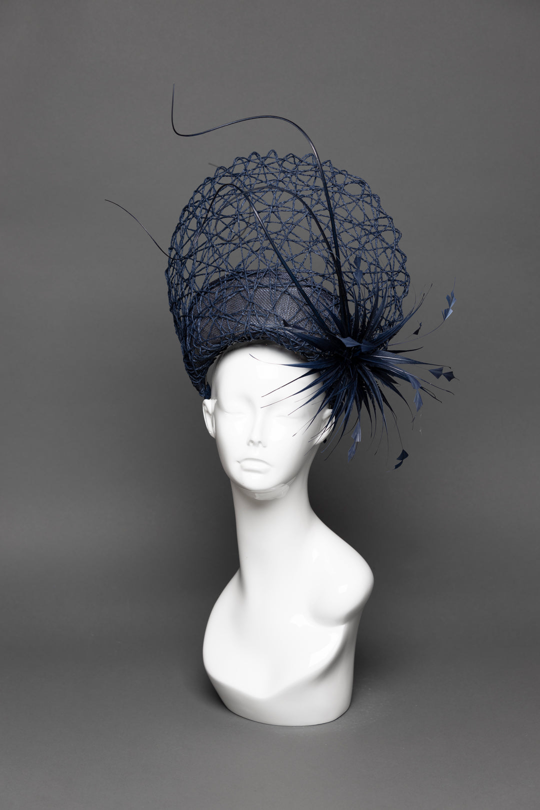 THG3585 - The Hat Girls