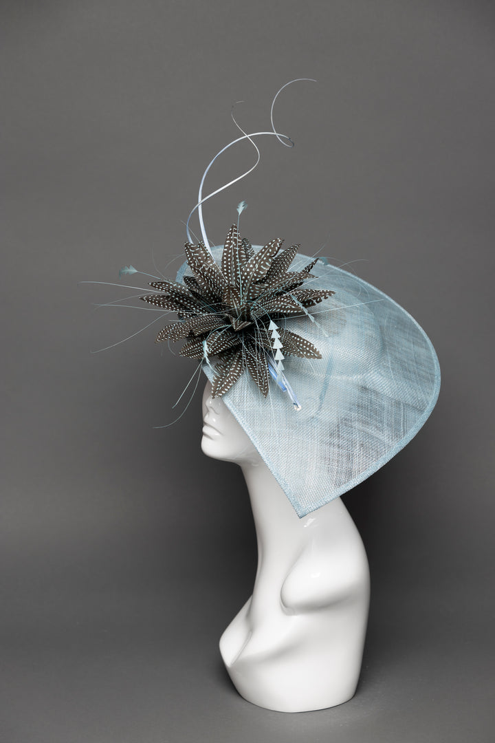 THG3591 - The Hat Girls