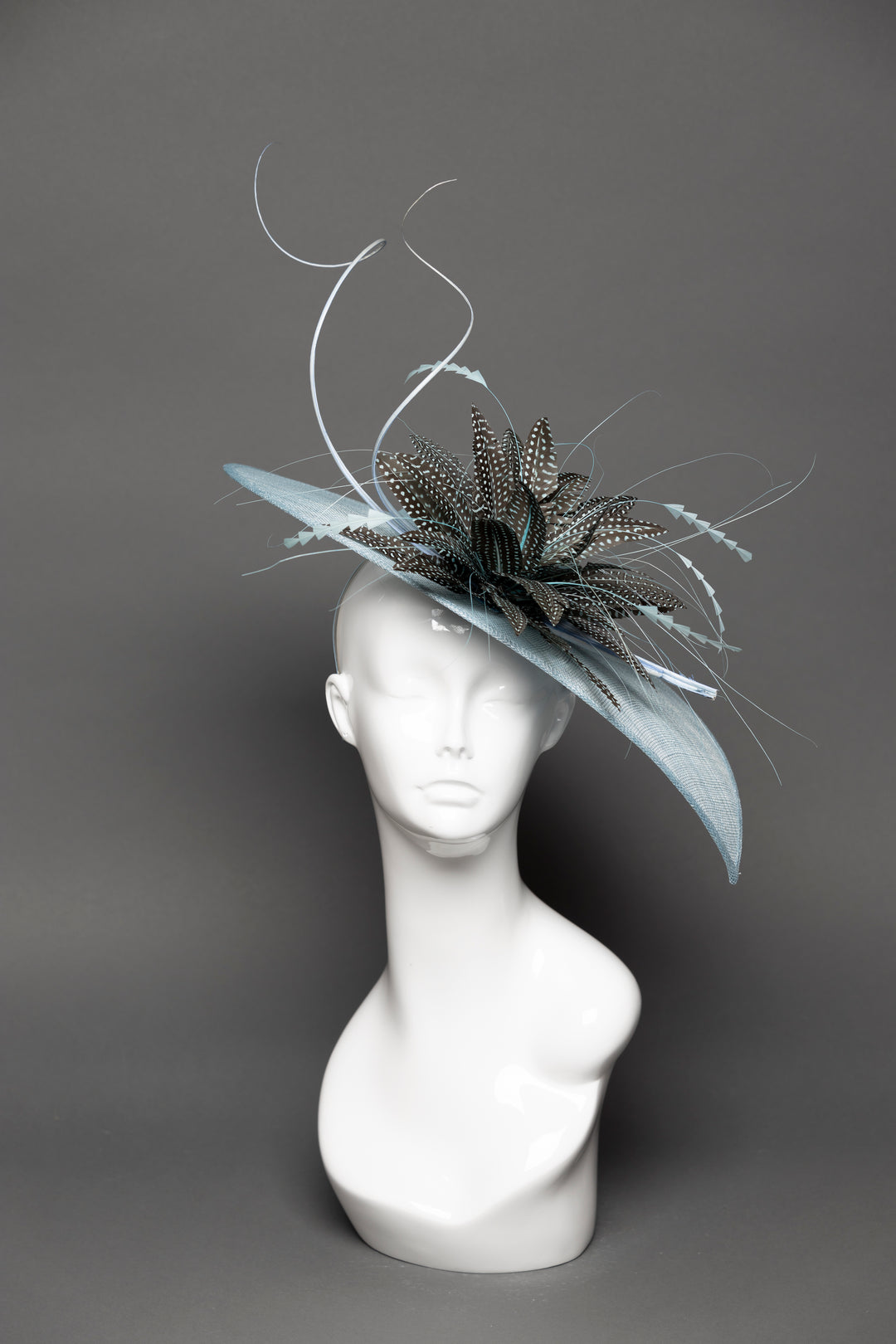 THG3591 - The Hat Girls