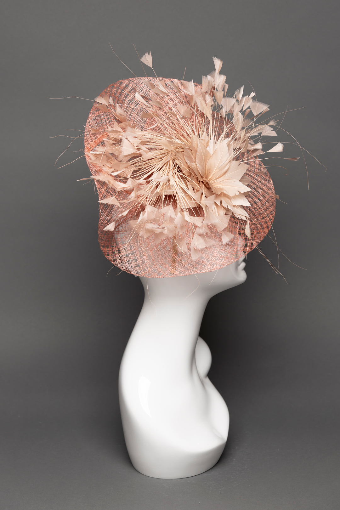 THG3605 - The Hat Girls