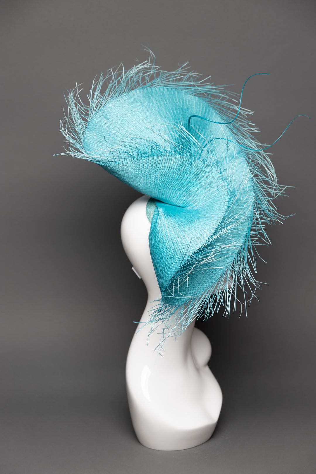 THG3609 - The Hat Girls