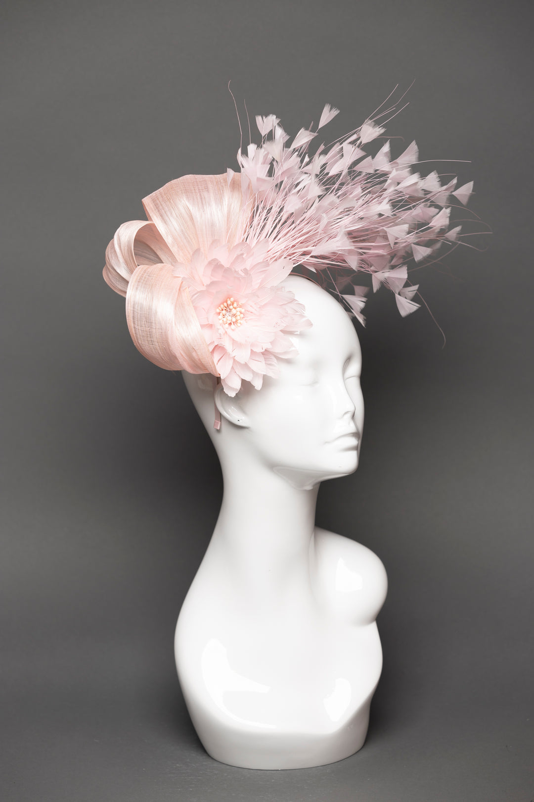 THG3615 - The Hat Girls