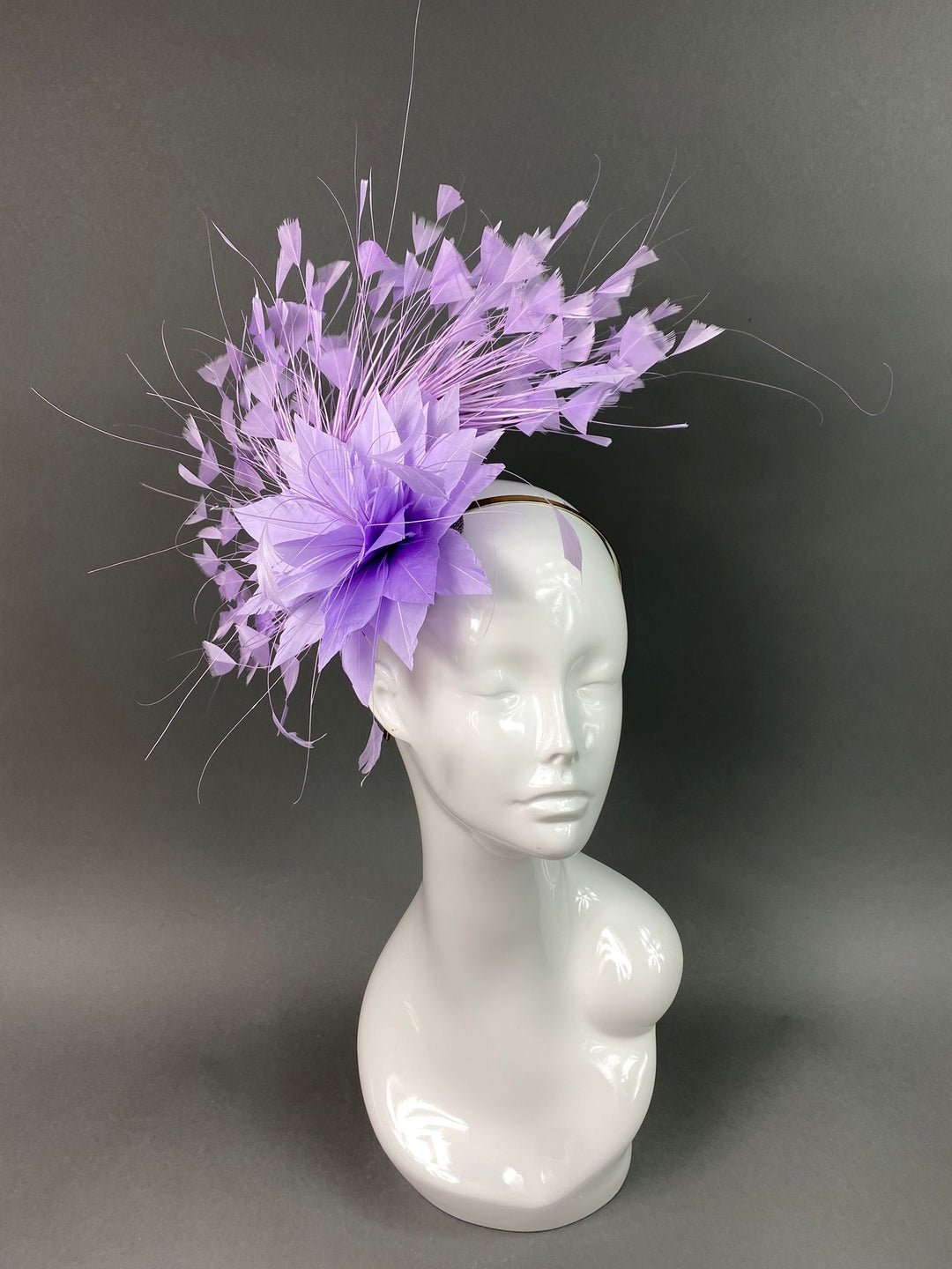 THG3814 - The Hat Girls