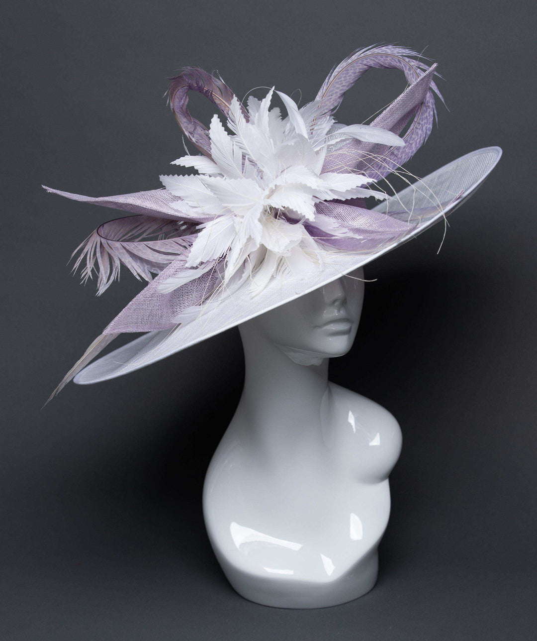 THG2499 - The Hat Girls