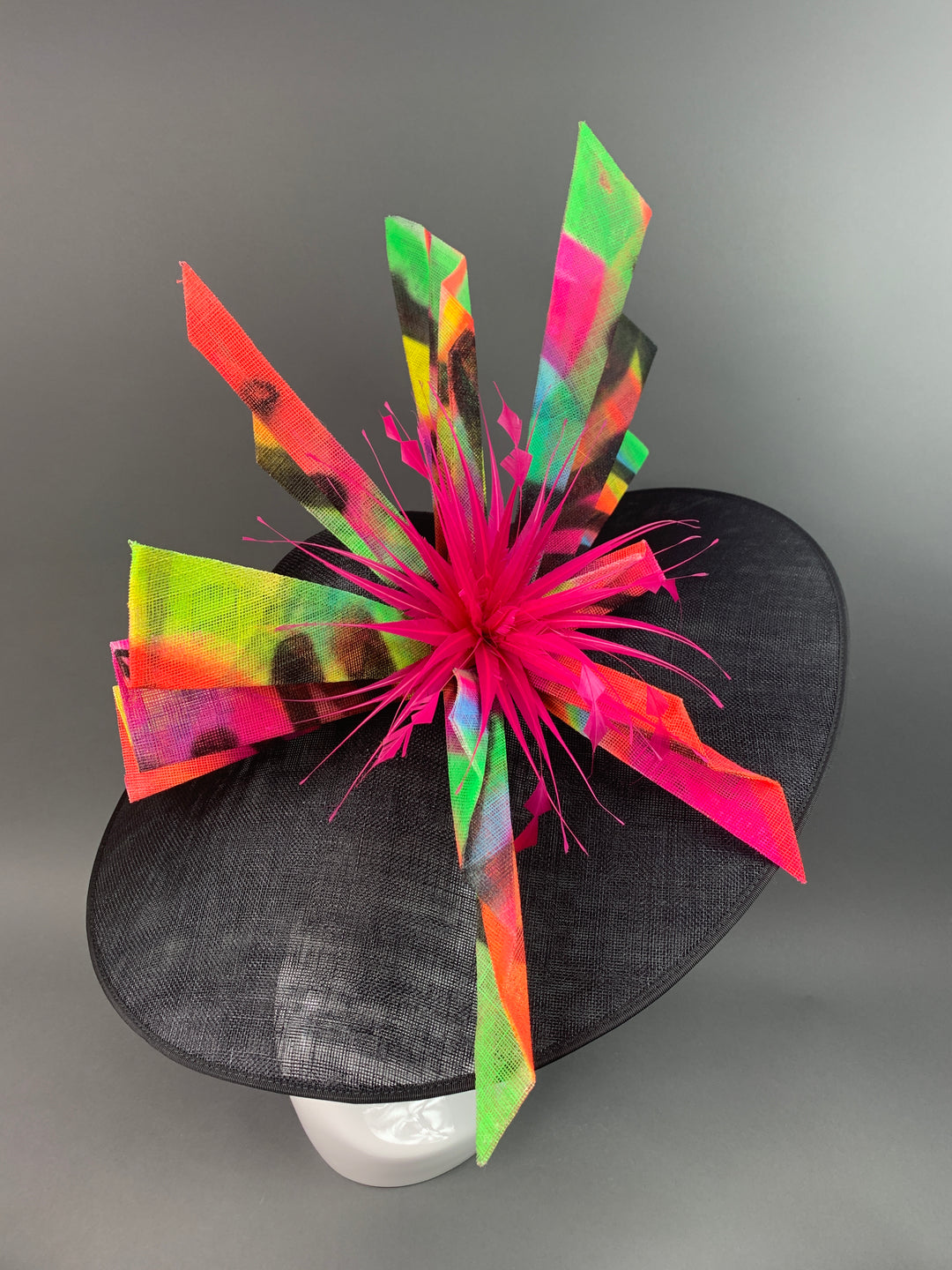 THG3828 - The Hat Girls