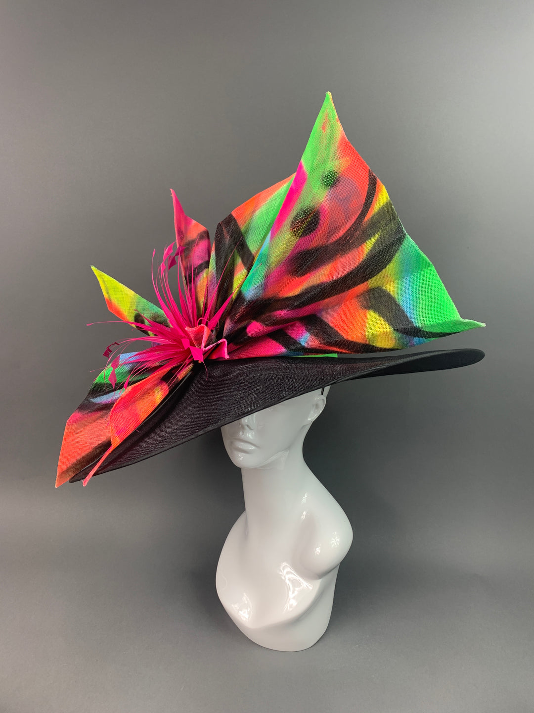 THG3828 - The Hat Girls